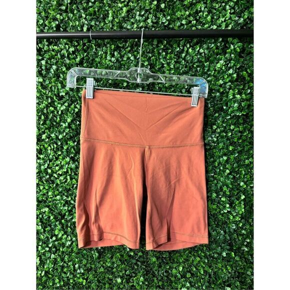 TNA ARITZIA BLUSH PINK HIGH RISE BIKER SHORTS SIZE SMALL - Picture 1 of 4